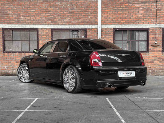 Chrysler 300C HEMI 5.7 V8 340PS 2006 Youngtimer