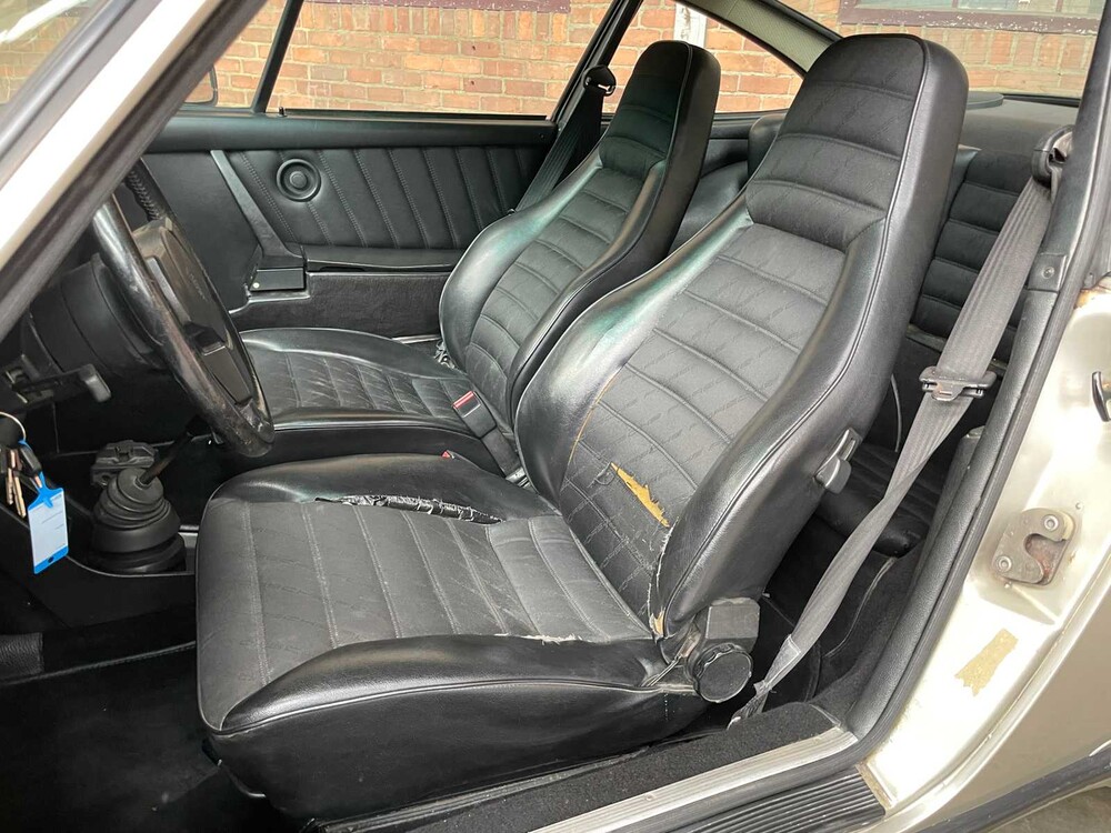 Porsche 911 3.2 Carrera 930 231pk 1984