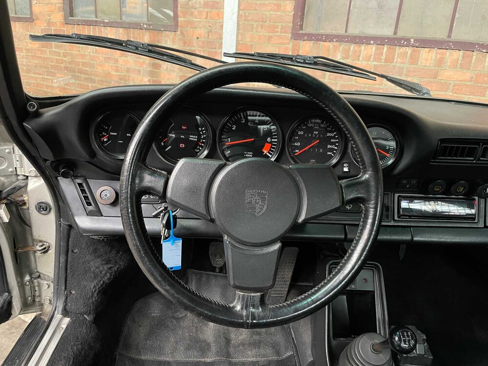 Porsche 911 3.2 Carrera 930 231pk 1984