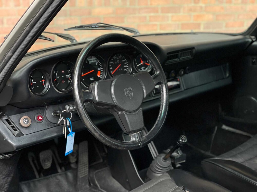 Porsche 911 3.2 Carrera 930 231pk 1984