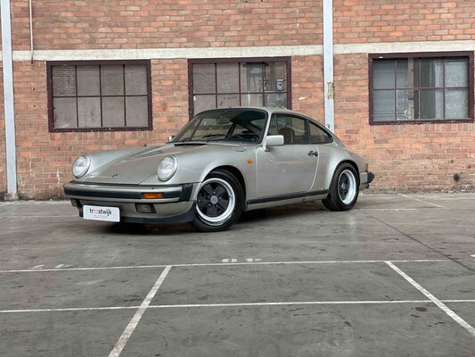 Porsche 911 3.2 Carrera 930 231PS 1984