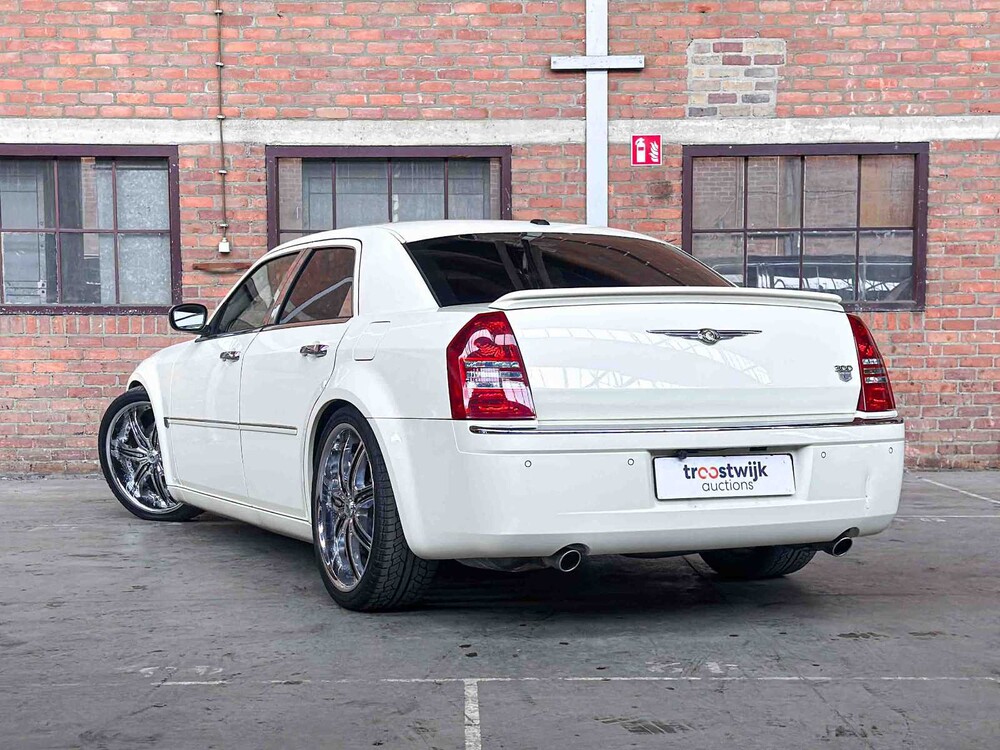 Chrysler 300C HEMI 5.7 V8 340pk 2006 Youngtimer