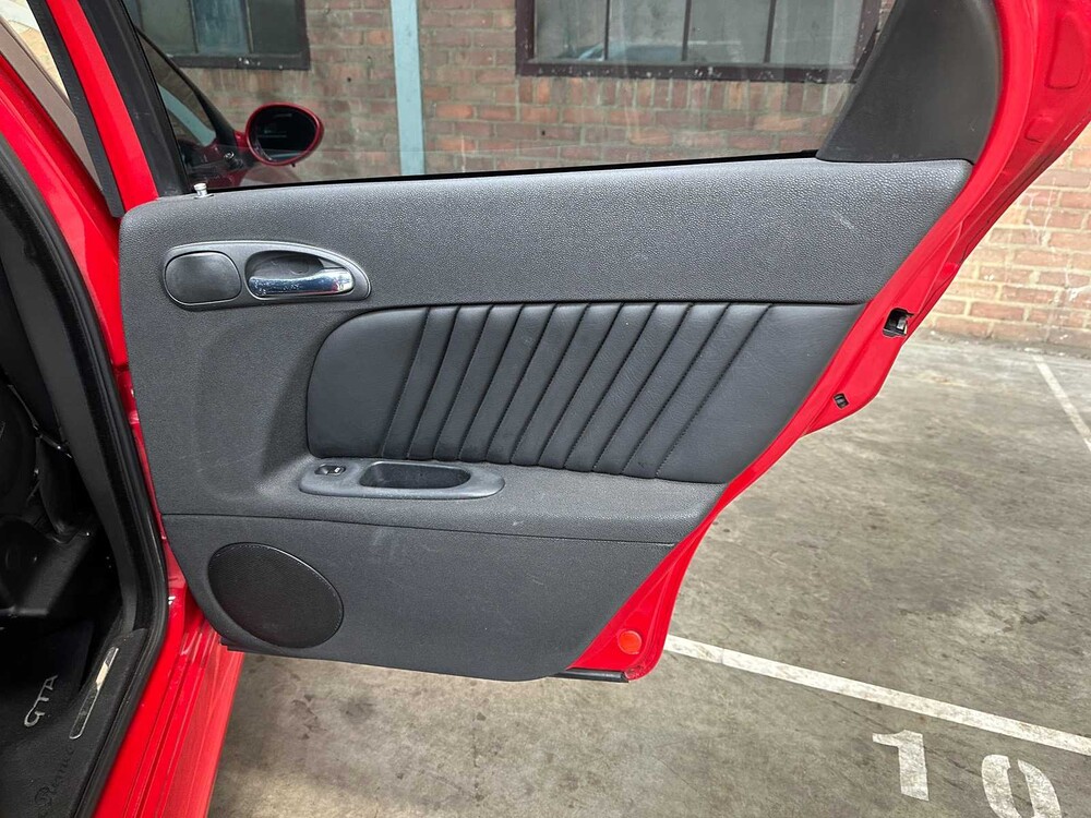 Alfa Romeo 156 GTA 3.2 V6 250PK 2004 Youngtimer