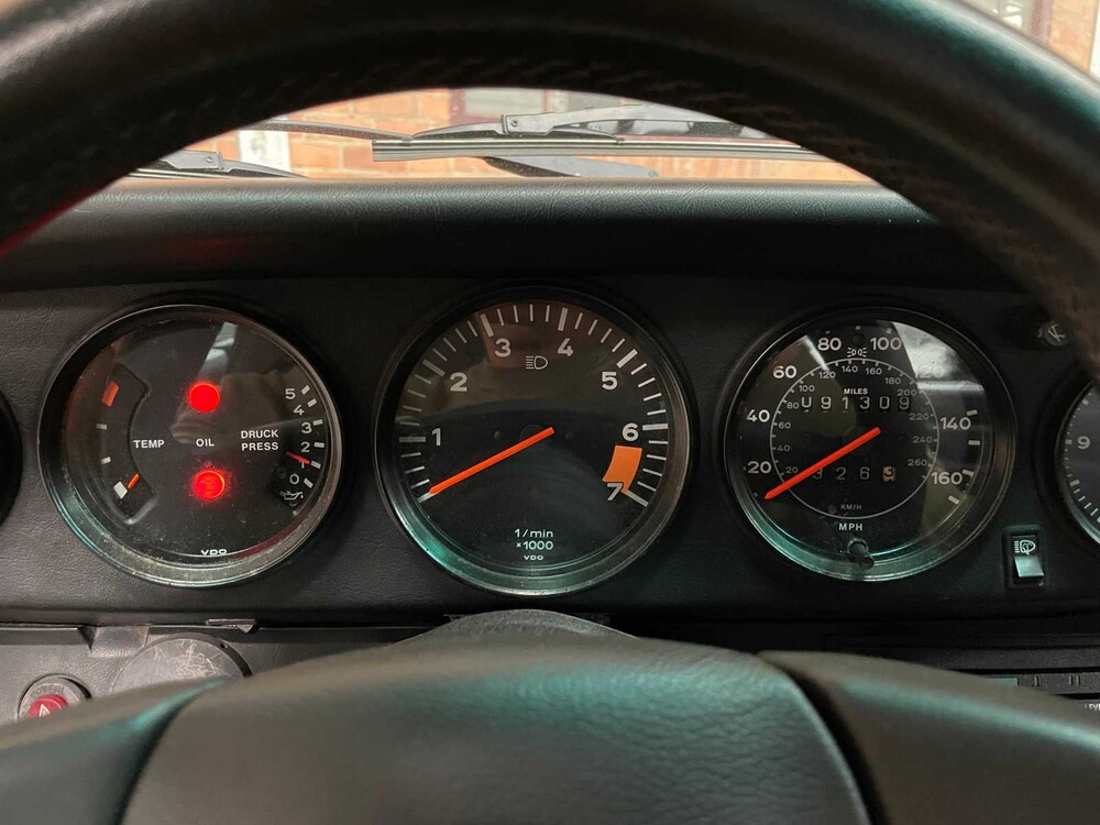 Porsche 911 Targa 3.2 Carrera 207pk 1985