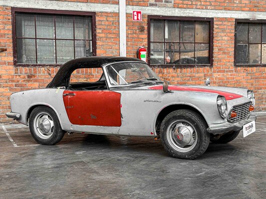 Honda S600 57hp 1964 Hardtop (Restaurierungsprojekt)