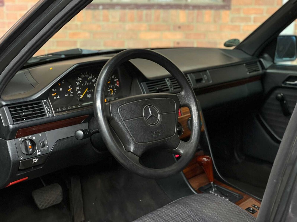 Mercedes-Benz 200 E 200-500 (W124) 136pk 1993, Z-803-BX