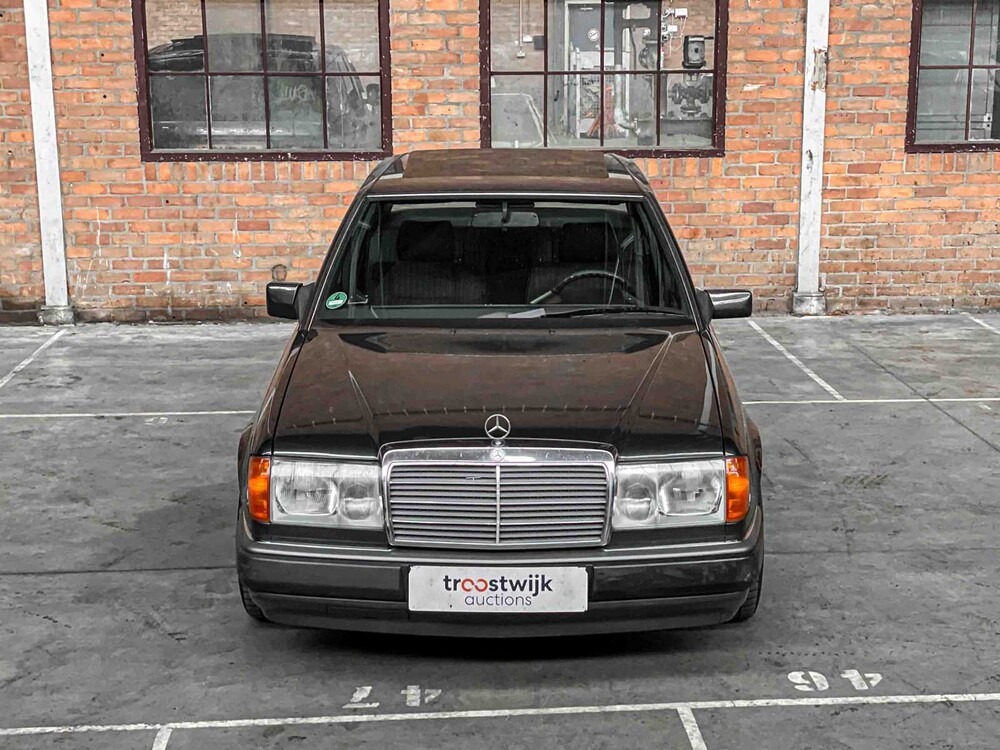 Mercedes-Benz 200 E 200-500 (W124) 136pk 1993, Z-803-BX