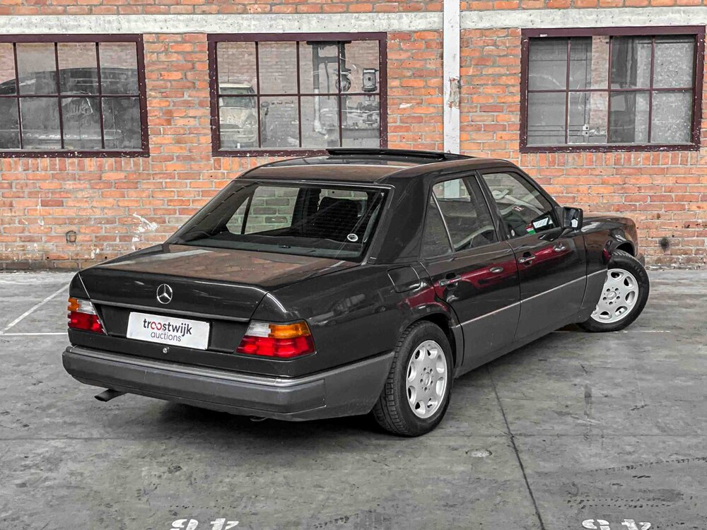 Mercedes-Benz 200 E 200-500 (W124) 136pk 1993, Z-803-BX