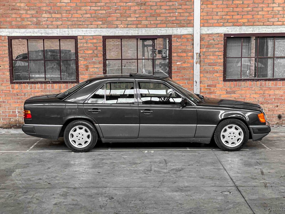 Mercedes-Benz 200 E 200-500 (W124) 136pk 1993, Z-803-BX