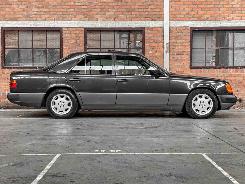 Mercedes-Benz 200 E 200-500 (W124) 136pk 1993, Z-803-BX