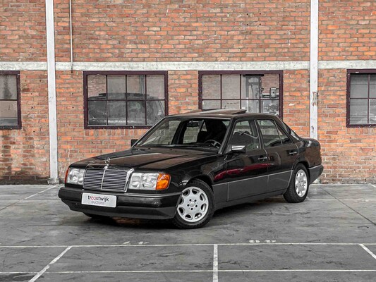 Mercedes-Benz 200 E 200-500 (W124) 136PS 1993, Z-803-BX
