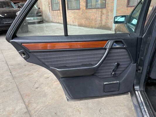 Mercedes-Benz 200 E 200-500 (W124) 136PS 1993, Z-803-BX