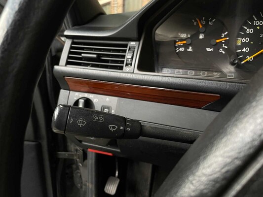 Mercedes-Benz 200 E 200-500 (W124) 136PS 1993, Z-803-BX