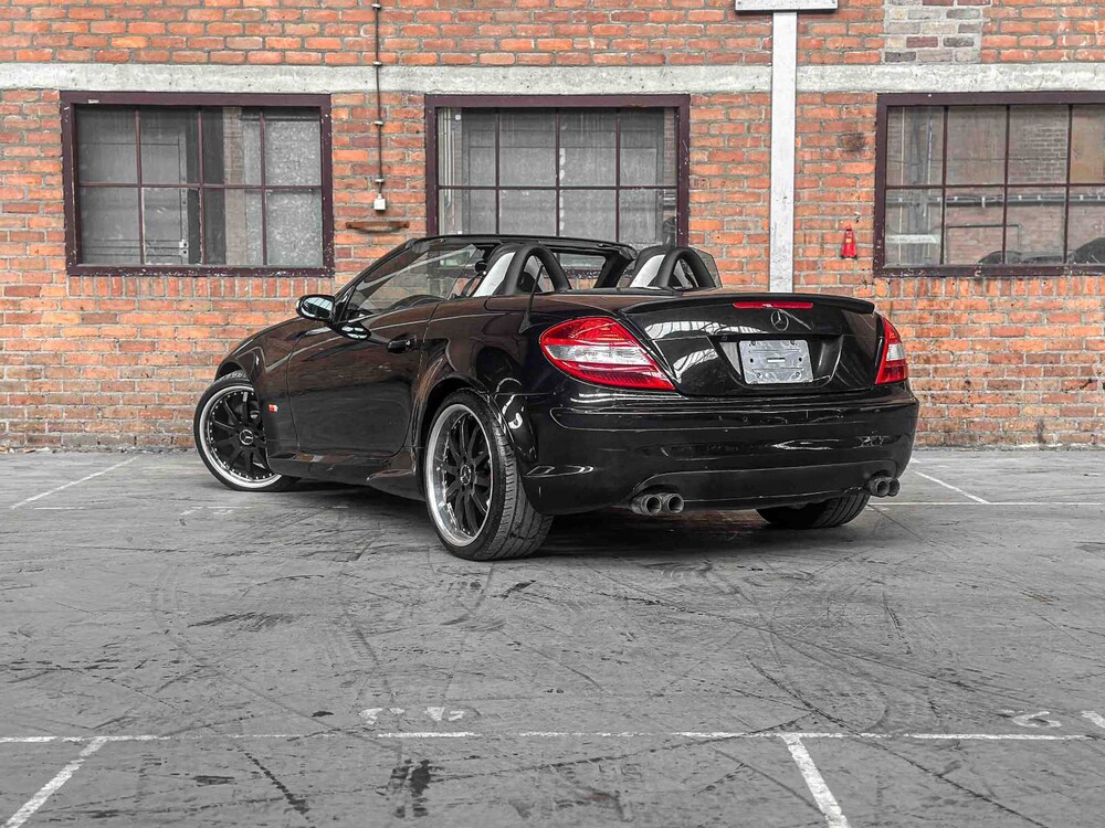 Mercedes SLK350 AMG 3.5 V6 272pk 2007 AIRSCARF Youngtimer