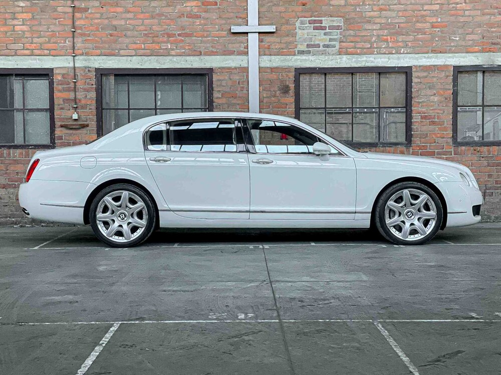 Bentley Continental Flying Spur 6.0 W12 525pk 2007 Youngtimer