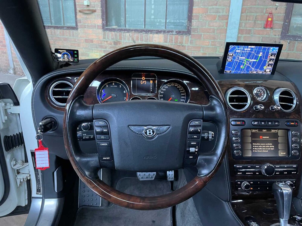 Bentley Continental Flying Spur 6.0 W12 525pk 2007 Youngtimer