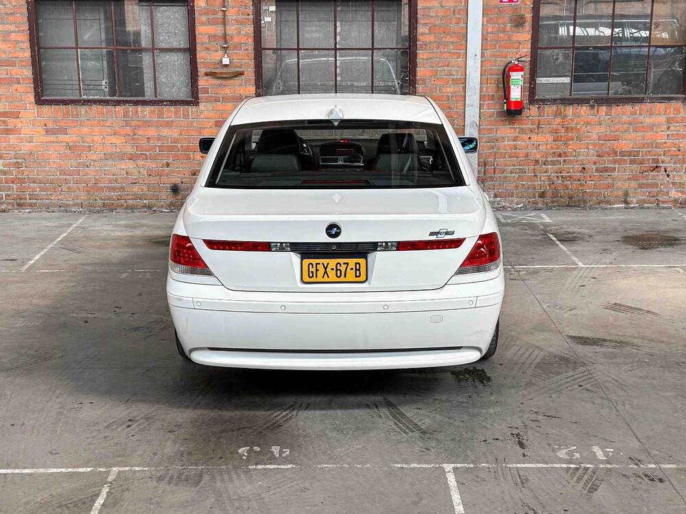 BMW 745i Hartge E65 4.4 V8 333pk 2004 7-Serie, GFX-67-B