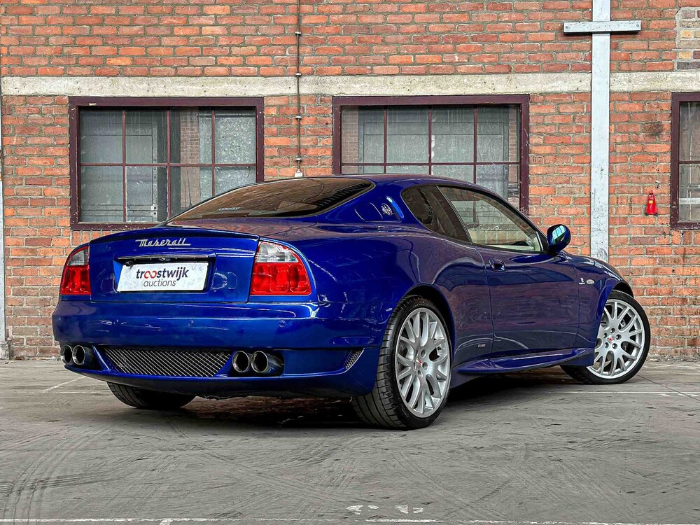 Maserati GranSport Coupé 4.2 V8 400pk 2005 Youngtimer