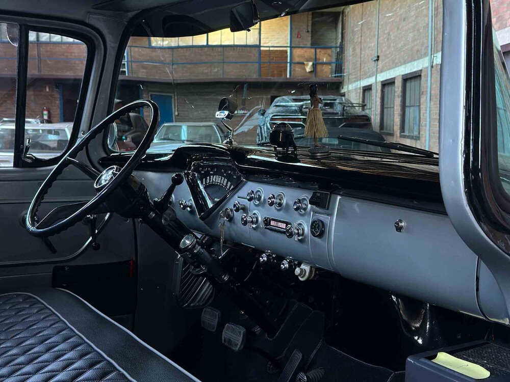 Chevrolet Apache Straight-6 3.9 159pk 1958, BH-01-08