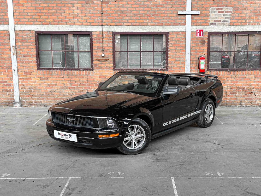 Ford Mustang Cabriolet 4.0 V6 214pk 2005