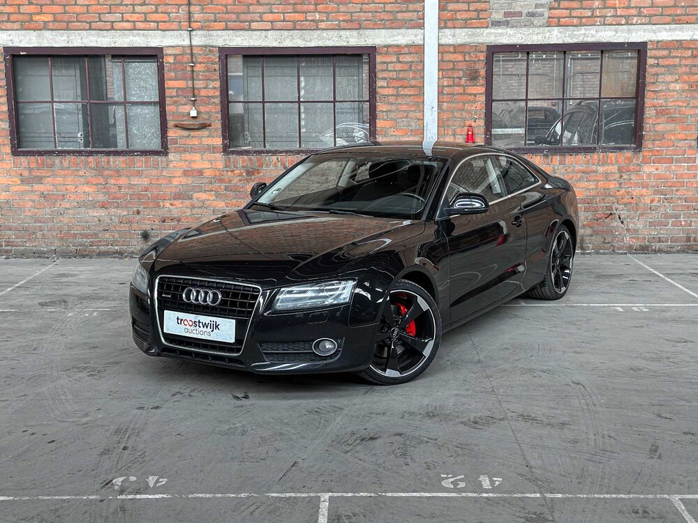 Audi - A5 Coupé - 3.2 FSI quattro - Car