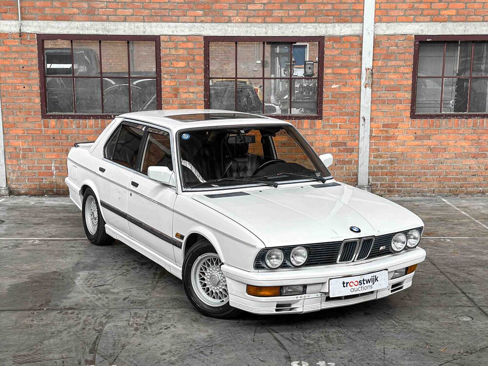 BMW M535i M-Sport E28 3.5 6L 218pk 1985 5-serie OLDTIMER