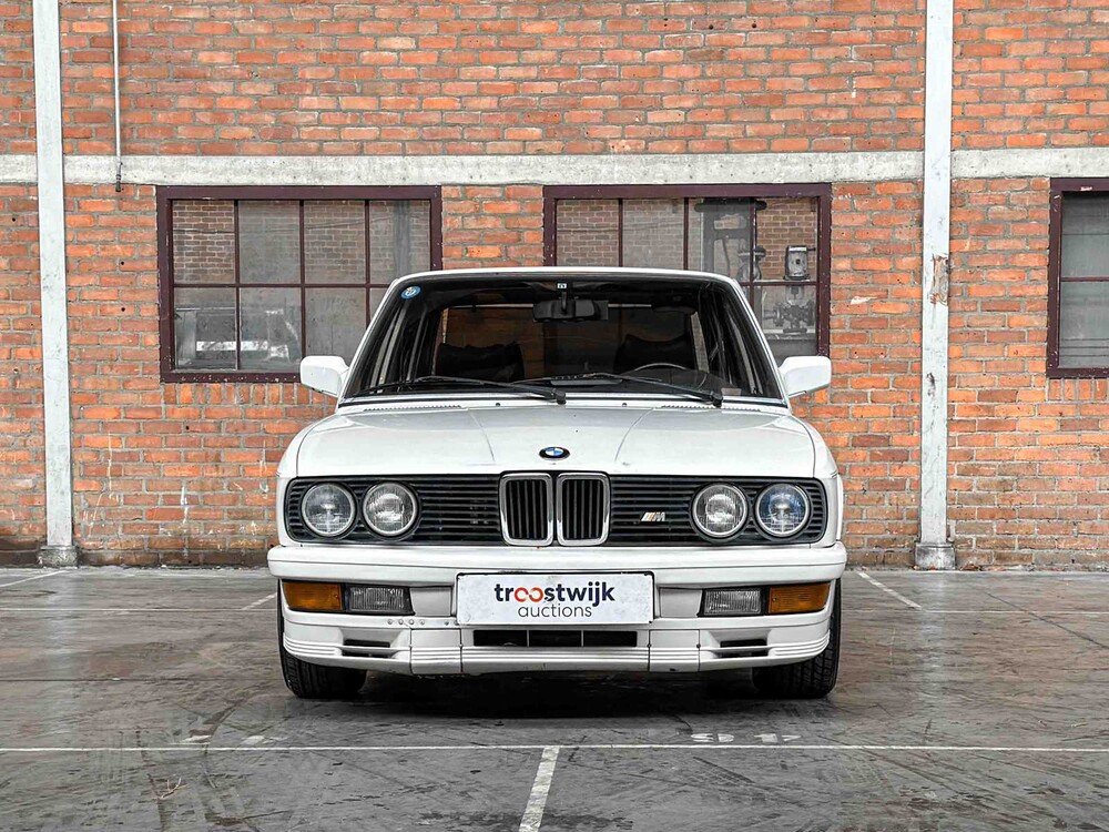 BMW M535i M-Sport E28 3.5 6L 218pk 1985 5-serie OLDTIMER