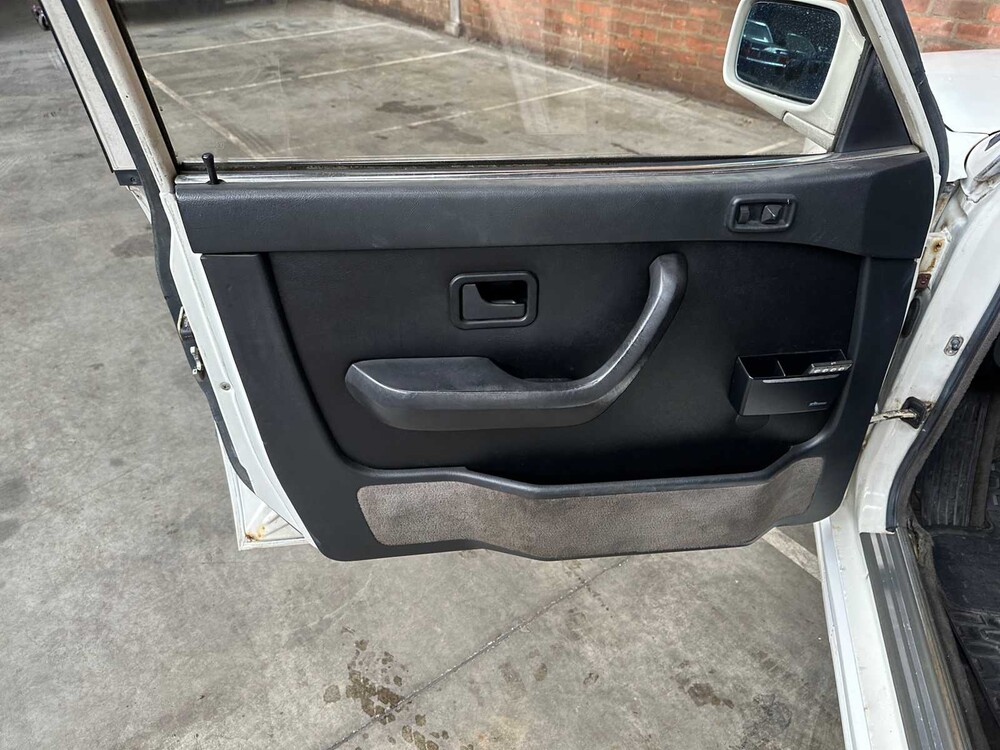 BMW M535i M-Sport E28 3.5 6L 218pk 1985 5-serie OLDTIMER