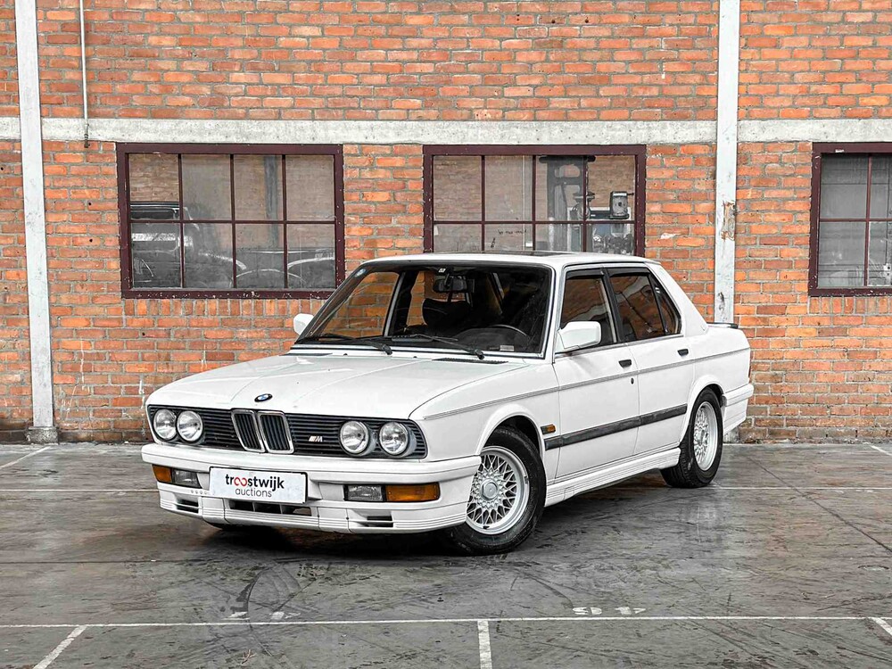 BMW M535i M-Sport E28 3.5 6L 218pk 1985 5-serie OLDTIMER