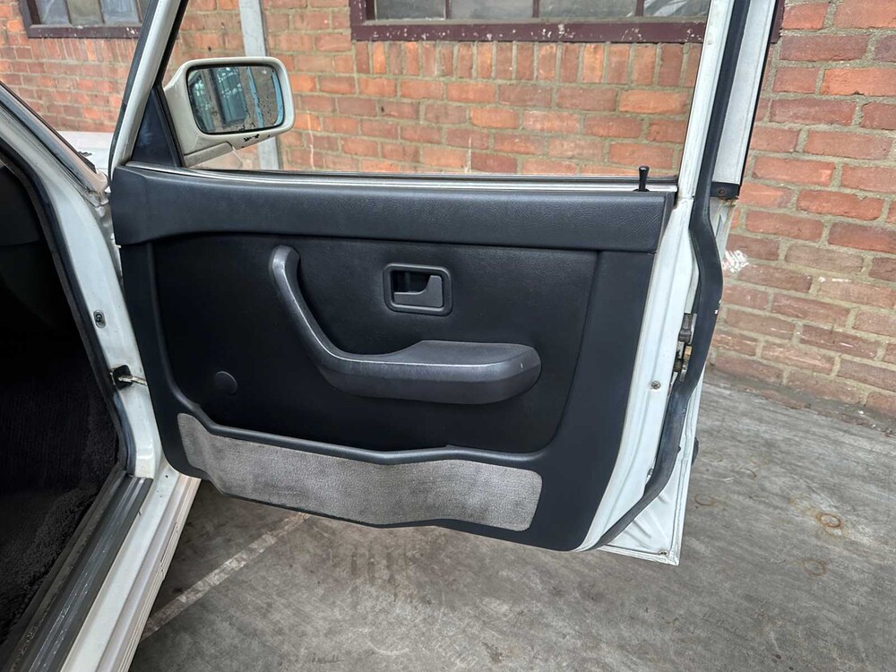 BMW M535i M-Sport E28 3.5 6L 218pk 1985 5-serie OLDTIMER