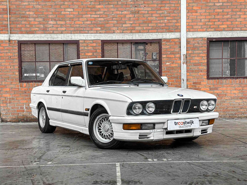 BMW M535i M-Sport E28 3.5 6L 218pk 1985 5-serie OLDTIMER