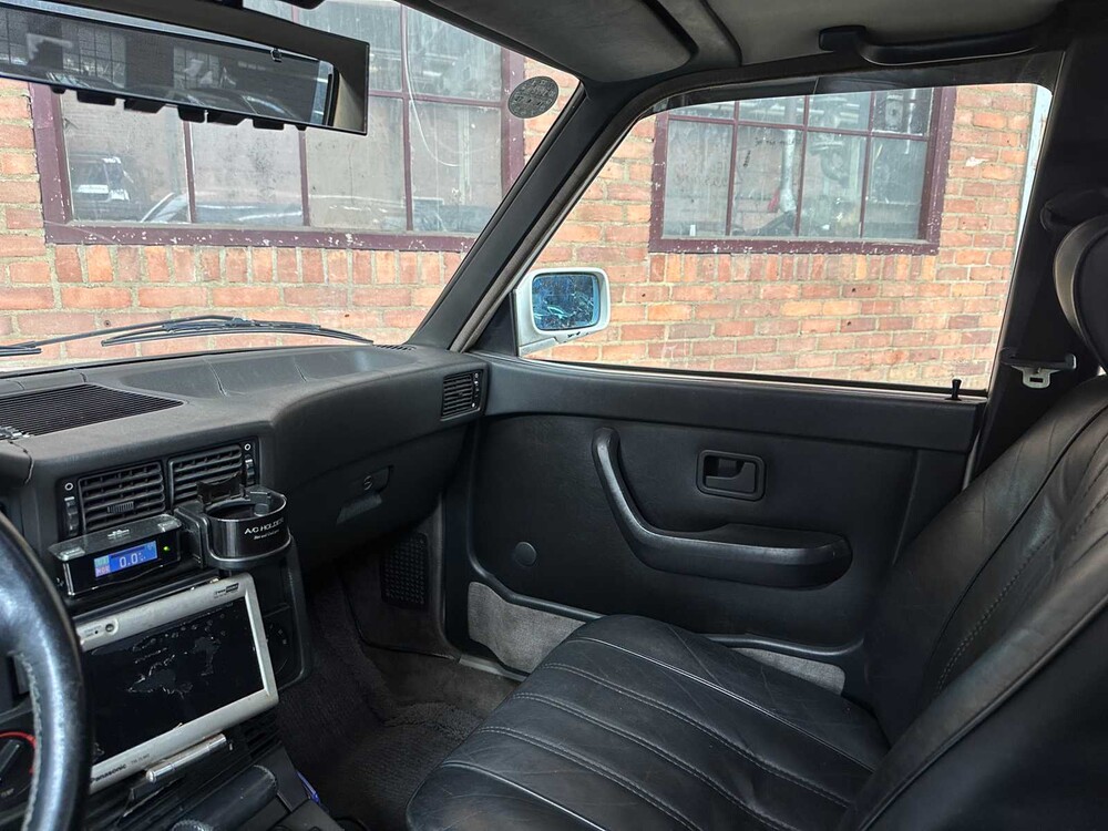 BMW M535i M-Sport E28 3.5 6L 218pk 1985 5-serie OLDTIMER