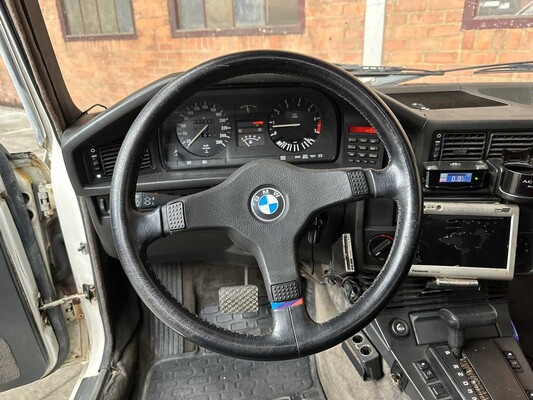 BMW M535i M-Sport E28 3.5 6L 218PS 1985er 5er CLASSIC