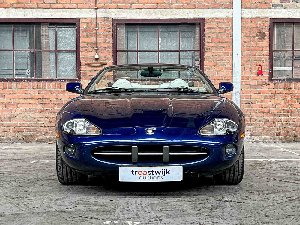 Jaguar XK8 4.0 V8 Convertible 284pk 1999, 61-DN-PT