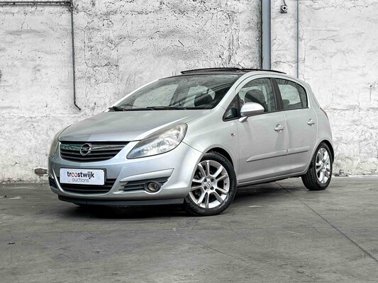 Personen- en bedrijfsauto's te Boxmeer