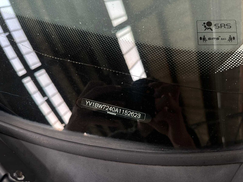 Volvo V70 2.4D Momentum 175pk 2010, 48-KXP-9