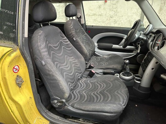 Mini One 1.6 90hp 2001, 08-RT-BN