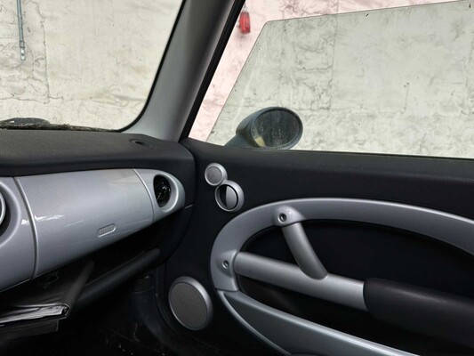 Mini One 1.6 90hp 2001, 08-RT-BN