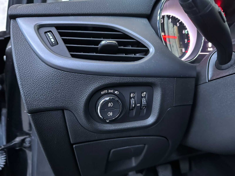 Opel Astra Sports Tourer 1.0 Online Ed. 105pk 2018, TL-372-G