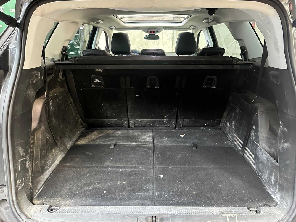 Peugeot 5008 1.2 PureTech Allure 131hp 2018, SN-451-R