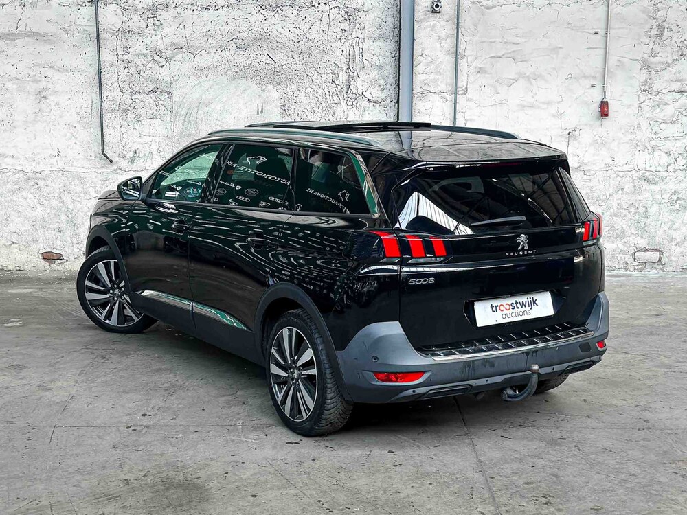Peugeot 5008 1.2 PureTech Allure 131hp 2018, SN-451-R