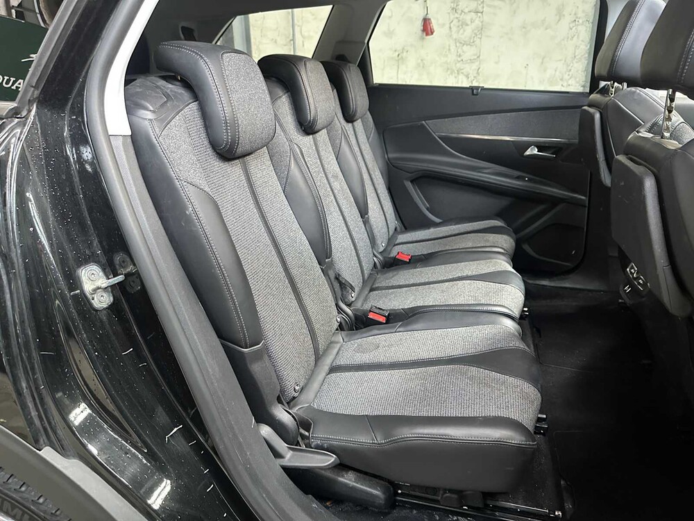 Peugeot 5008 1.2 PureTech Allure 131hp 2018, SN-451-R