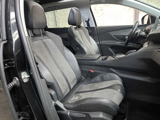 Peugeot 5008 1.2 PureTech Allure 131pk 2018, SN-451-R