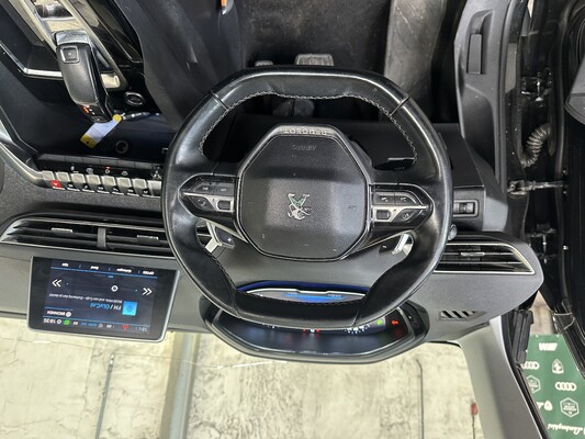 Peugeot 5008 1.2 PureTech Allure 131pk 2018, SN-451-R
