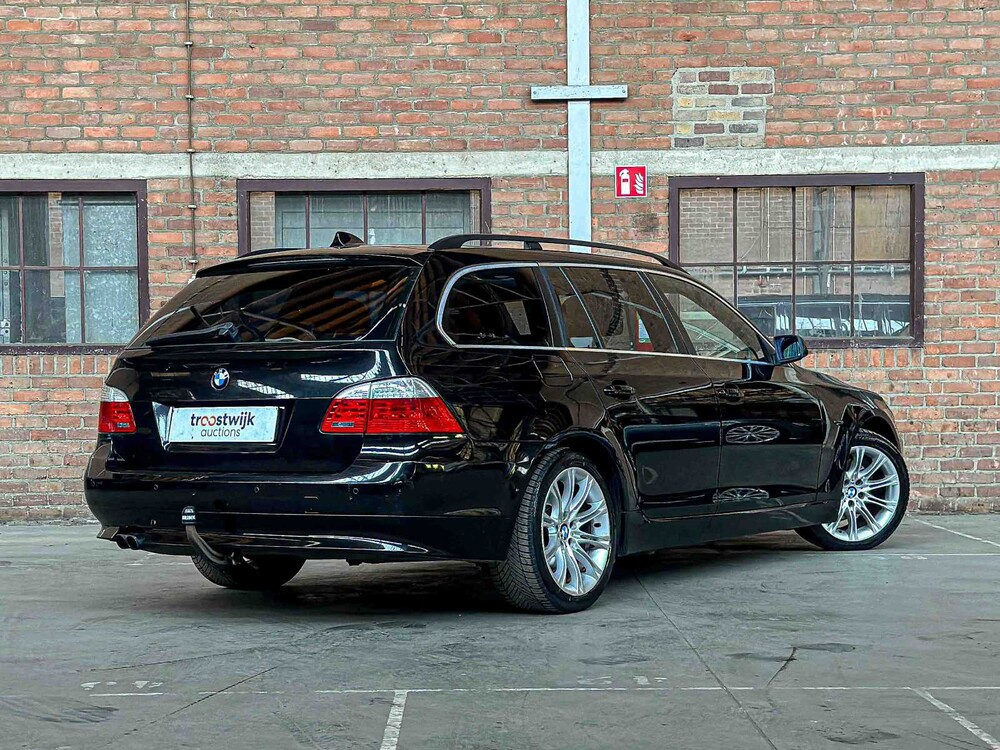 BMW 525i Touring Executive 218pk 2009 5-serie E61, 02-LRN-4