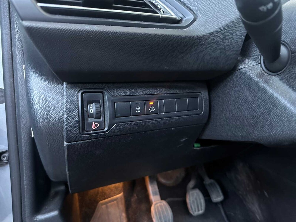 Peugeot 308 SW 1.2 PureT.Blue L. Pr 131pk 2020, H-336-LV