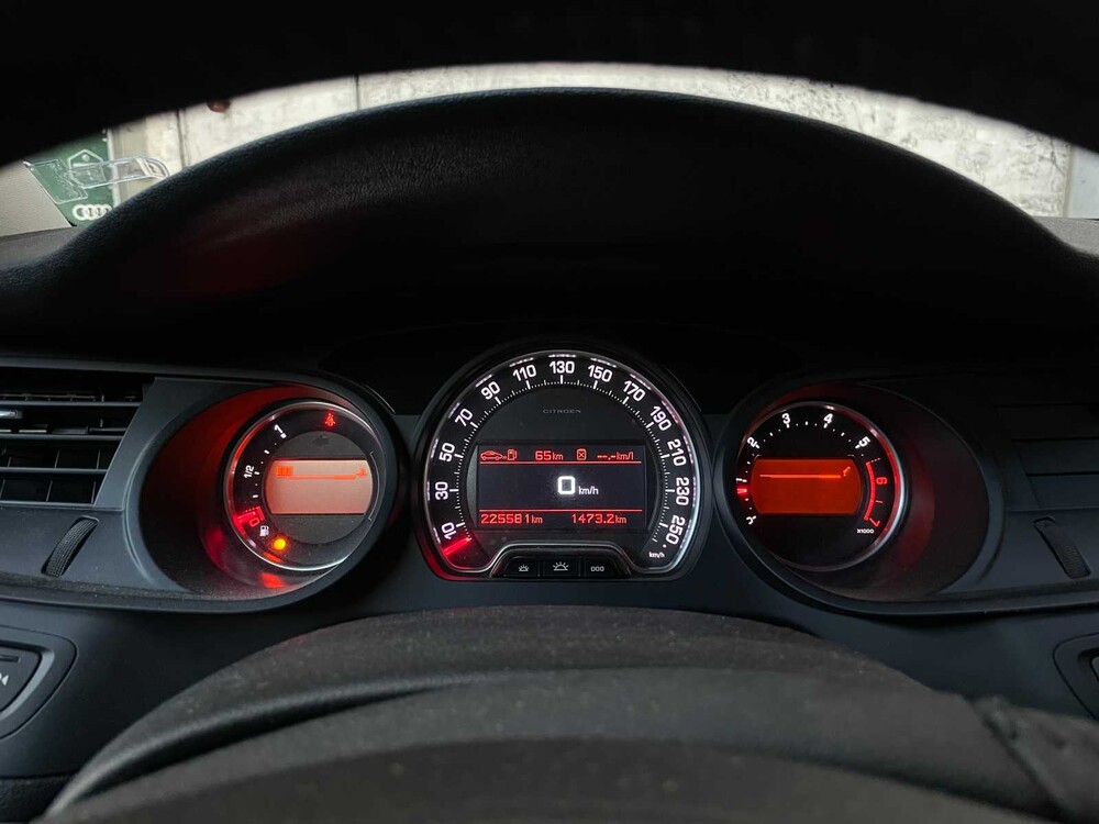 Citroen C5 Tourer 1.6 THP Business 156pk 2011, 35-RSB-8