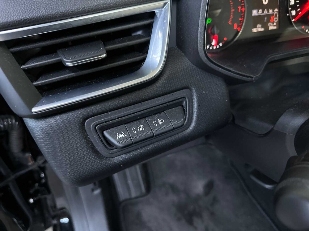 Renault Clio 1.0 TCe Business 91pk 2022, N-633-TV