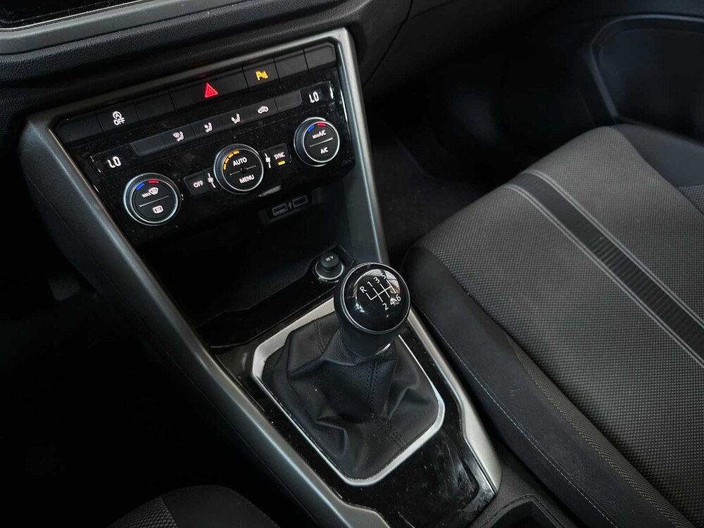 Volkswagen T-Roc 1.0 TSI Style Bns 116pk 2020, H-501-NF