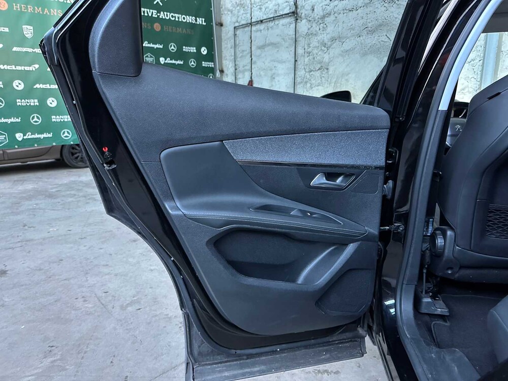 Peugeot 3008 1.2 PureTech BL Prem 131pk 2020, G-568-ZG